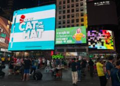 FatalFans invade a Times Square