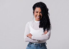 Da música gospel para a política, Kleide Valente (4425) fortalece candidatura com ampla presença popular